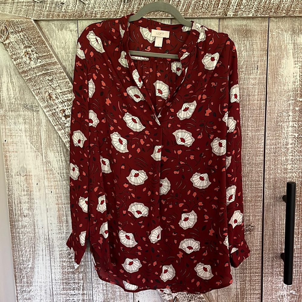 LOFT tunic/top. Size large.